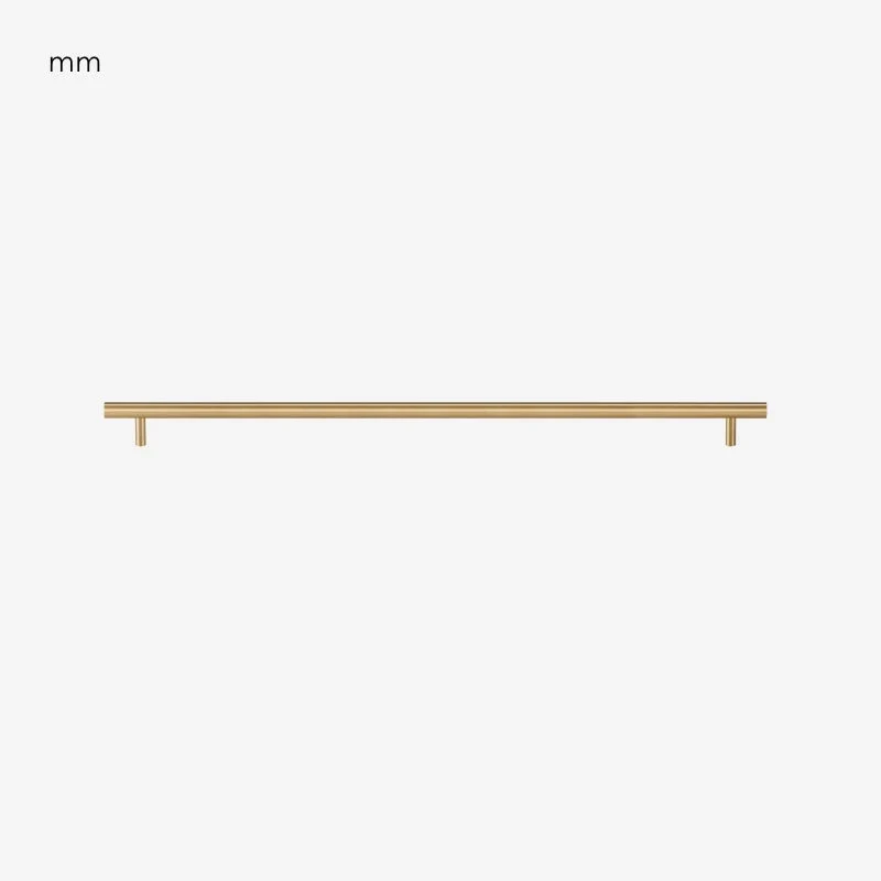 Poignée de Meuble Tubulaire Laiton Brossé Design Fin et Élégant