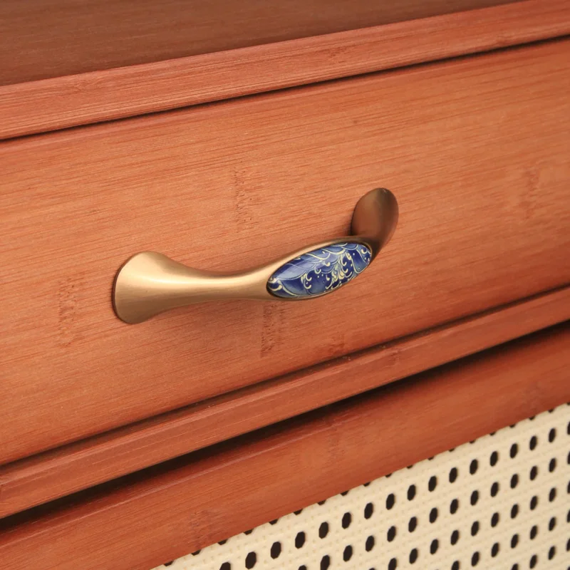 Poignée de meuble en céramique bleue