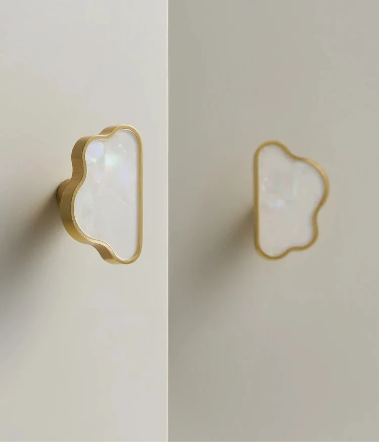 Poignée de meuble nuage blanc nacré