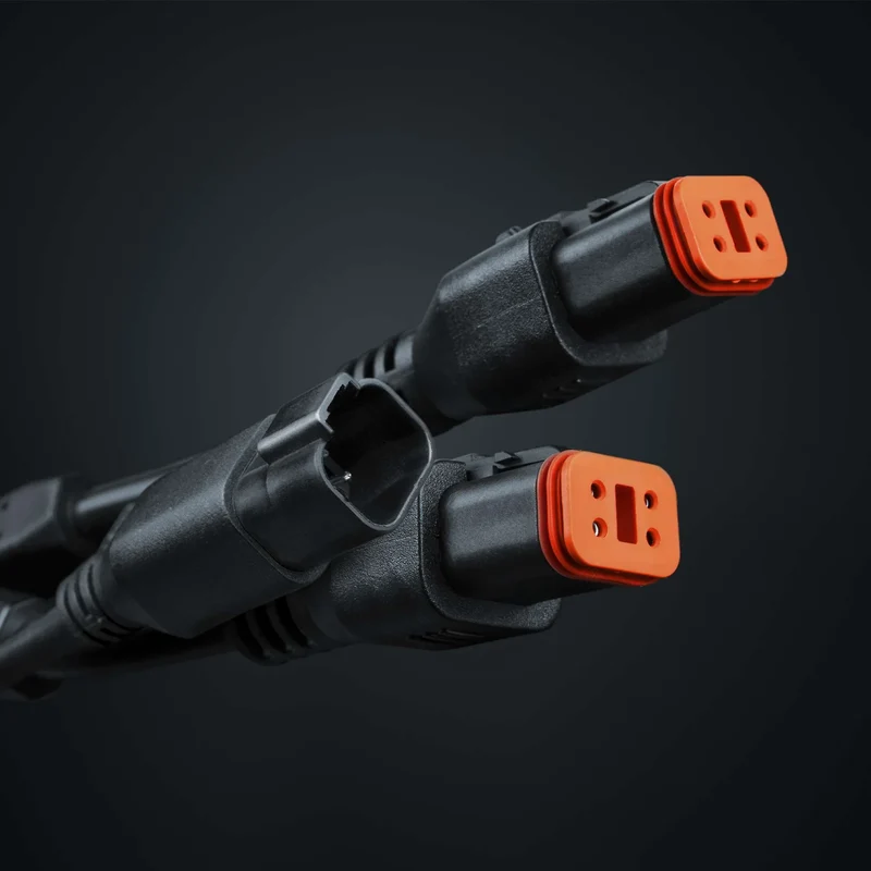 Répartiteur Strands Pro DT4 vers 2 connecteurs DT4 / Puissance max. 150 W