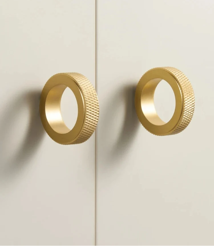 Bouton de meuble anneau en Or
