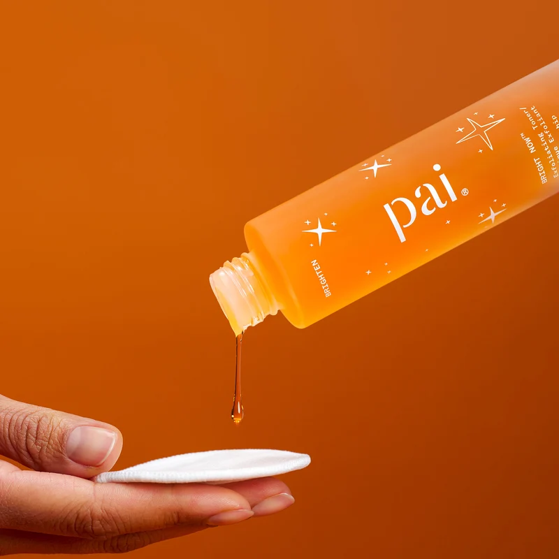 Bright Now™ PHA & Rosehip Lotion Exfoliante