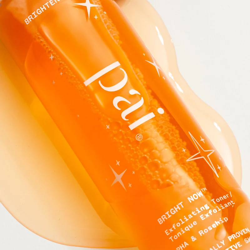 Bright Now™ PHA & Rosehip Lotion Exfoliante