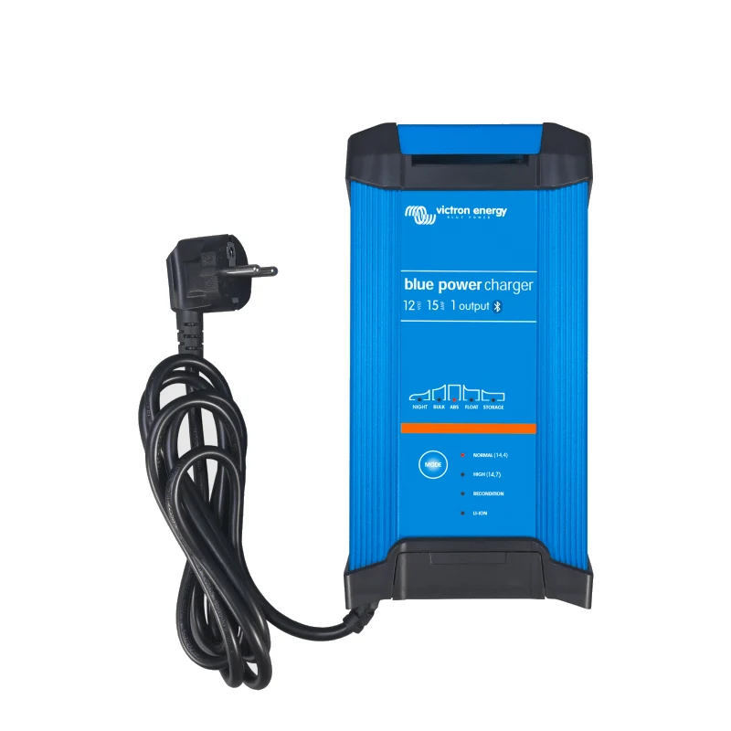 VICTRON Blue Smart IP22 12/15 – Chargeur de Batterie 12V 15A avec Bluetooth Intégré - 3 sorties