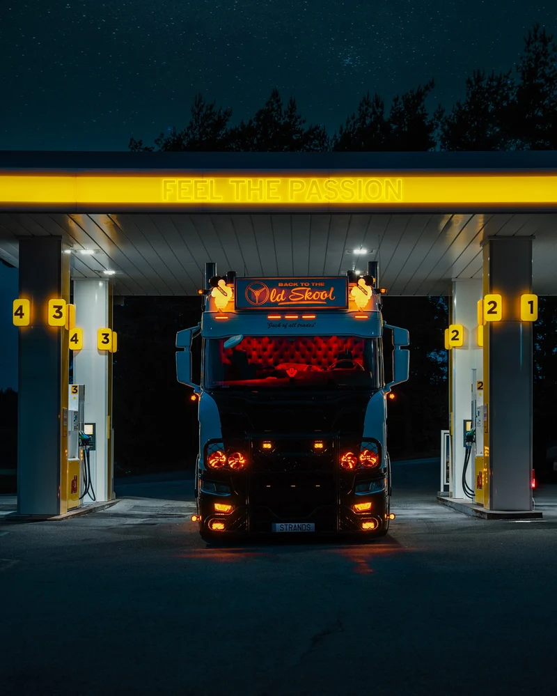 Feu de route à LED Strands IZE OG / 9"