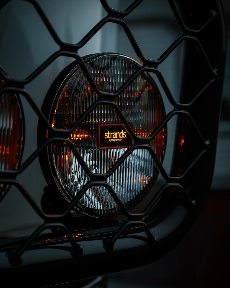 Feu de route à LED Strands IZE OG / 9"
