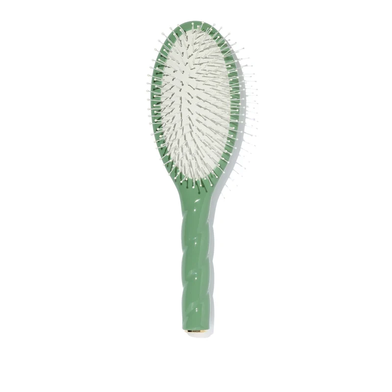 La Brosse N°04 la Miracle Dêmêlante et Massante
