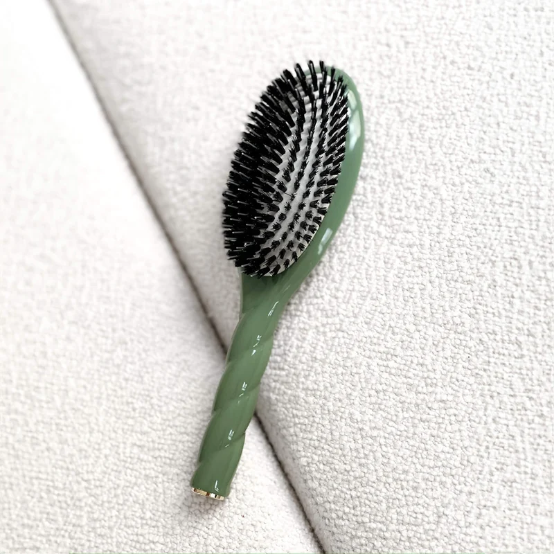 La Brosse N°02 L’indispensable Soin et Démêlage