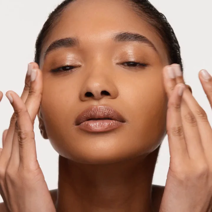 The Foundation Drops Fond de Teint