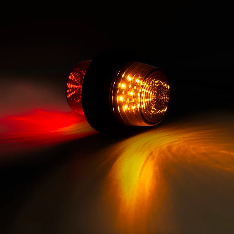 Feux de gabarit danois à bras court et lentille foncée (couleur au choix)