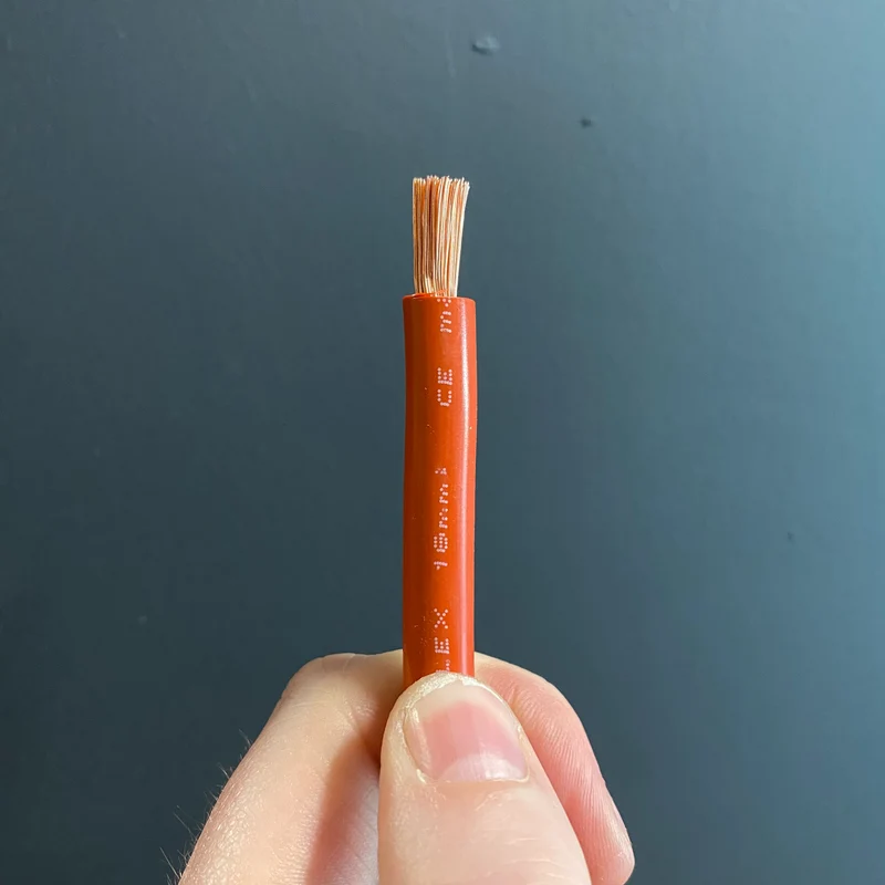 Câble de batterie / 16 mm² / bobine de 100 mètres