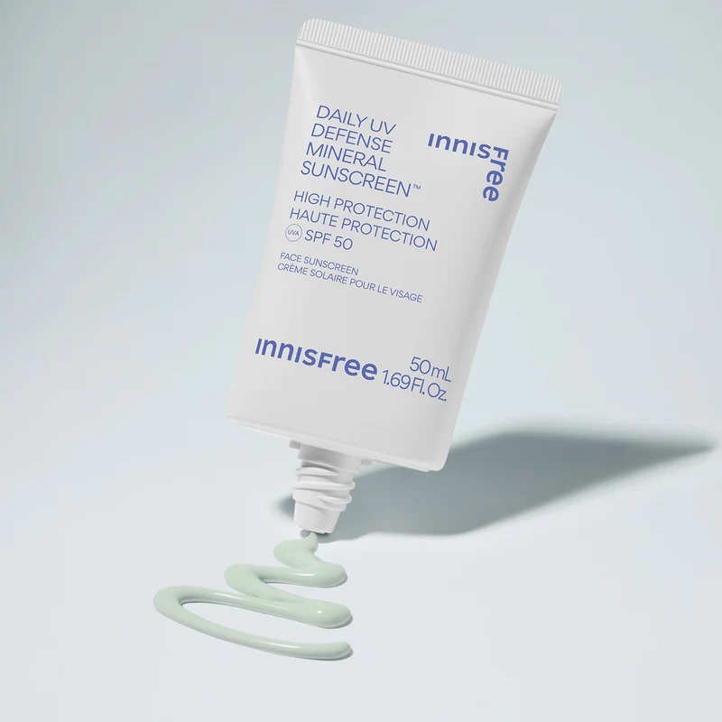 Daily UV Defense Mineral Sunscreen SPF 50 Protection Solaire Minérale