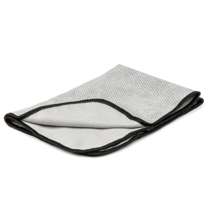 Chiffon de nettoyage en microfibre pour un nettoyage sans traces des vitres
