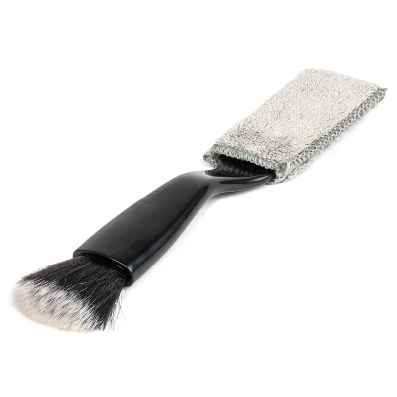 Brosse à poussière pour intérieur de véhicule pour grilles et bouches d'aération