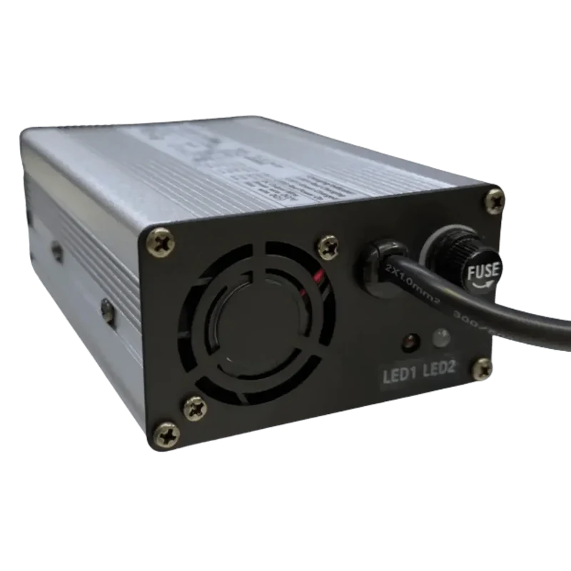 Chargeur de batterie PLOMB ACID 24V 5A XLR avec ventilateur de refroidissement