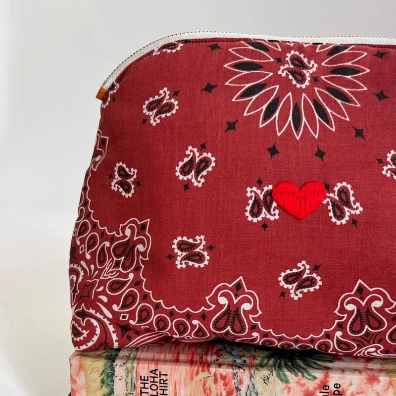 Grande Trousse de Toilette