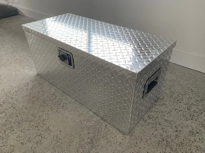 Grande boîte de rangement en aluminium de remorque de plat de contrôle/810 x 372 x 370mm