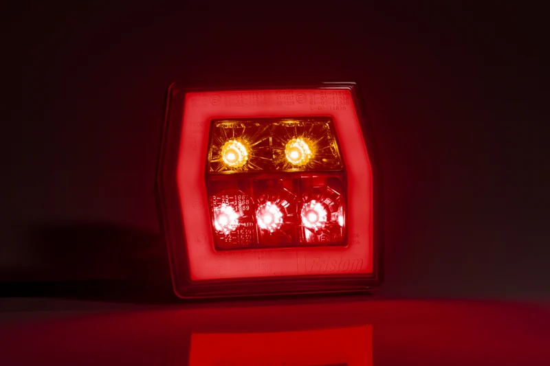 Petit feu de remorque à LED avec feu stop, arrière et clignotant