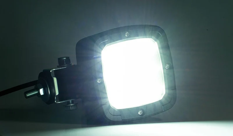 Lampes de travail LED Fristom Premium 1800 lumens avec prise de connecteur Deutsch DT