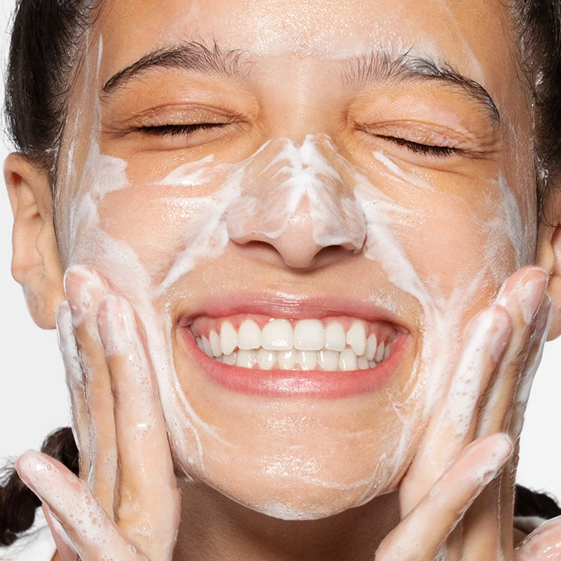 Special Cleansing Gel Nettoyant Moussant