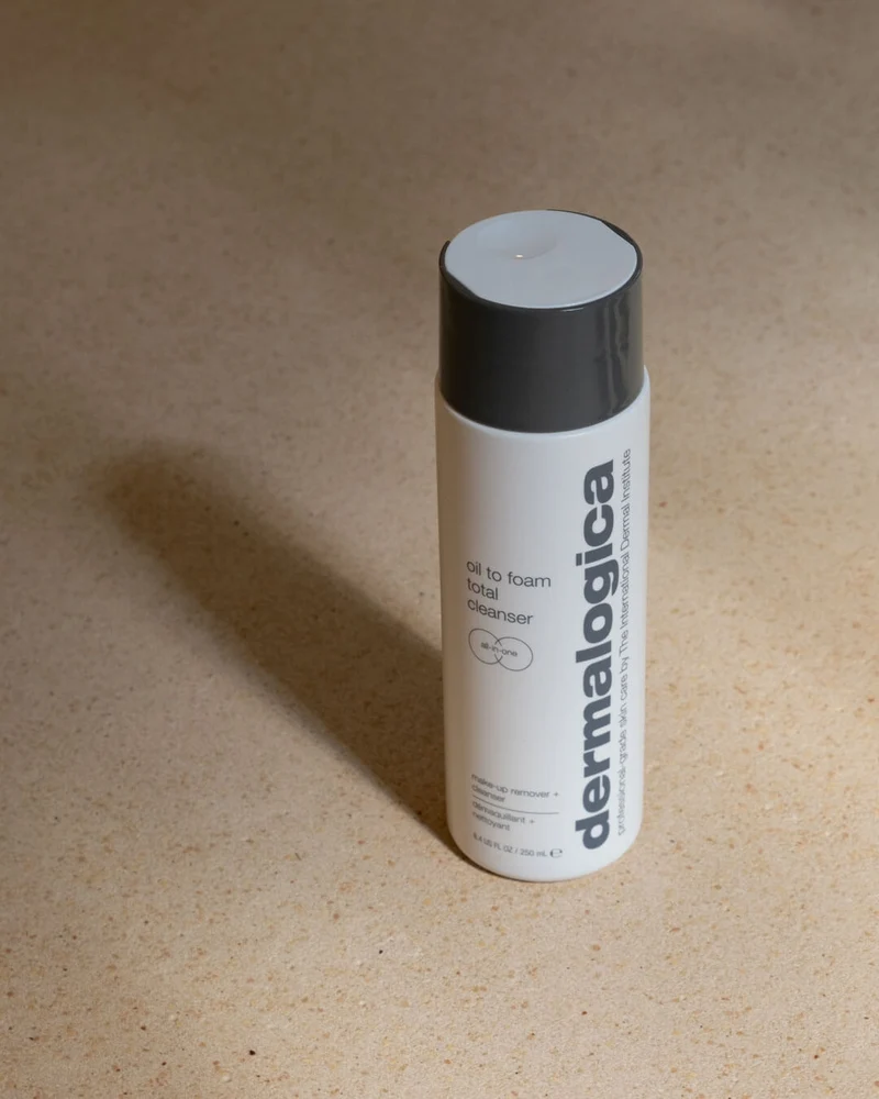 Oil to Foam Cleanser Nettoyant Tout-en-1
