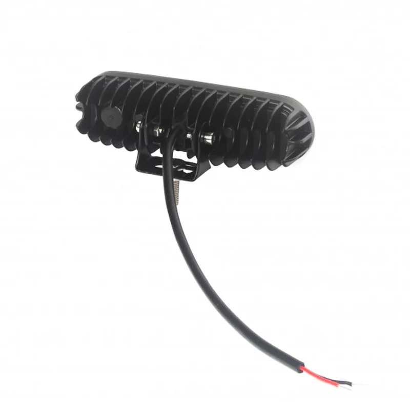 Lampe de travail LED compacte / Faisceau large de 1732 lumens