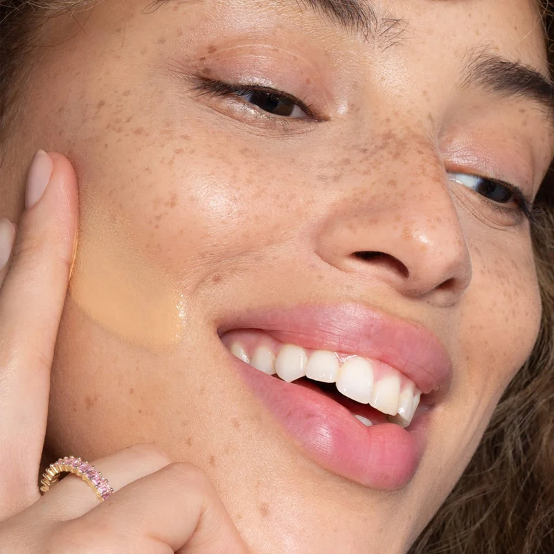 True Skin Foundation Fond de Teint Sérum