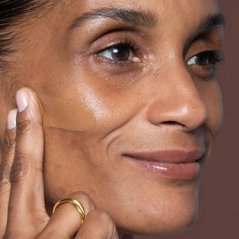 True Skin Foundation Fond de Teint Sérum