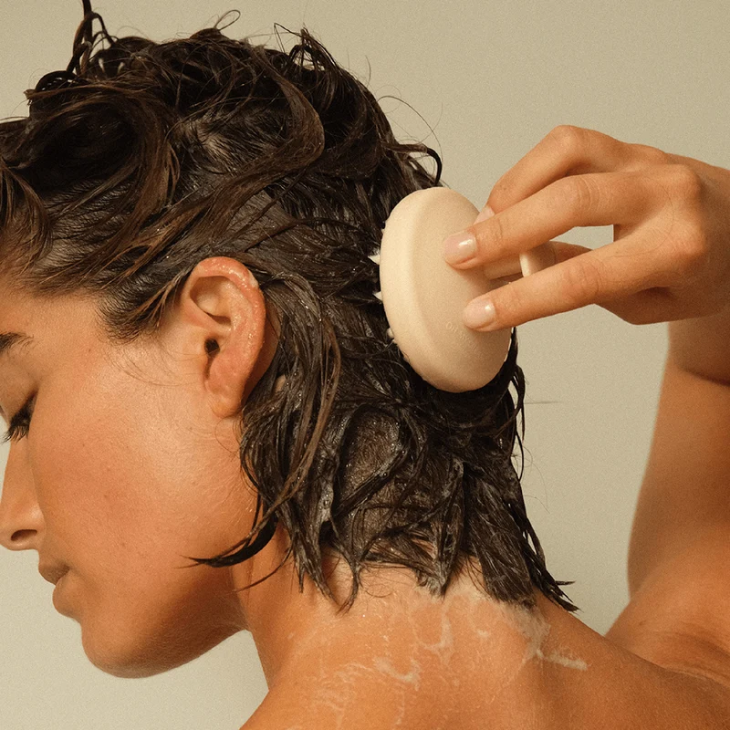 Brosse Massante Cuir Chevelu