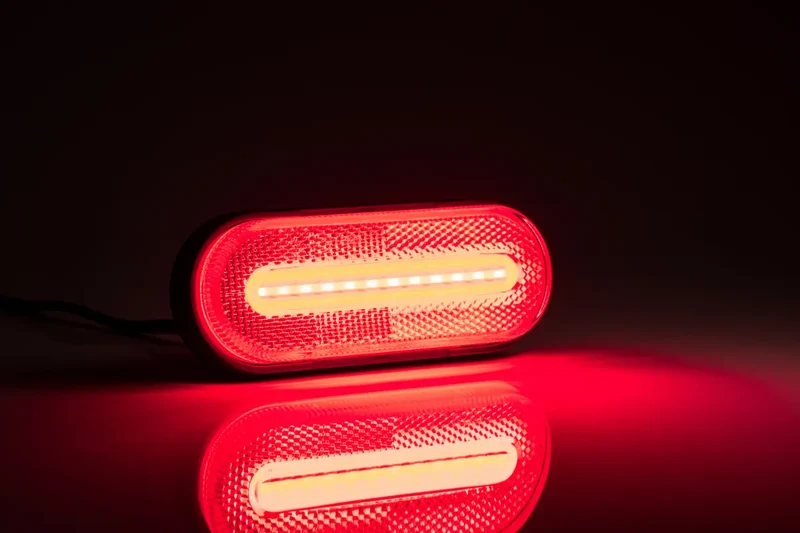 Feu de position arrière rouge Fristom avec bande LED