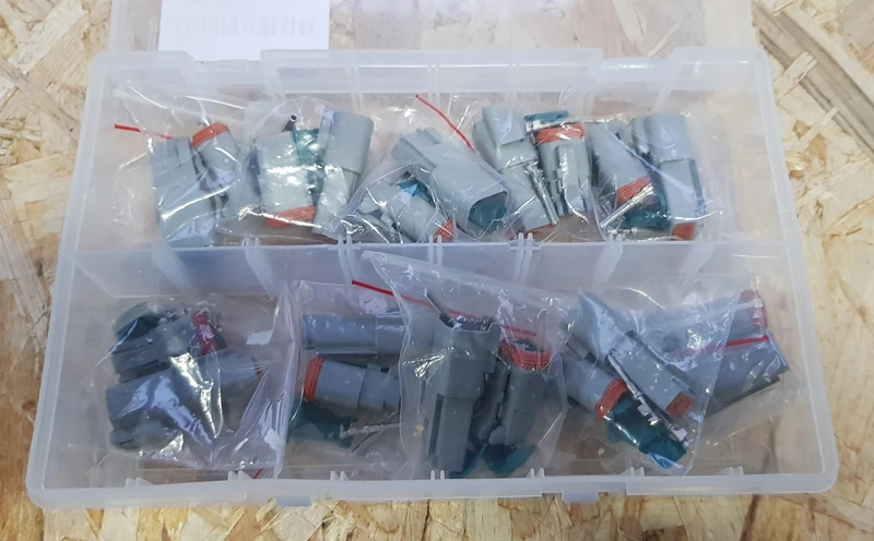 Kit de connecteurs de style Deutsch / 2 voies / paquet de 20