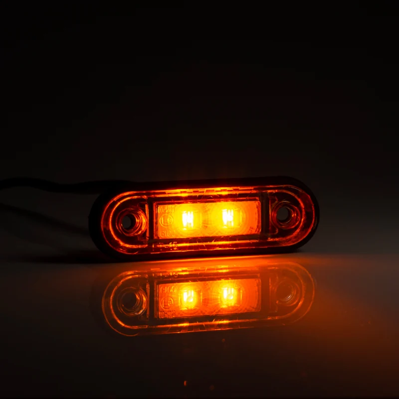 Feu de position LED encastré disponible en rouge, blanc, orange, bleu et vert