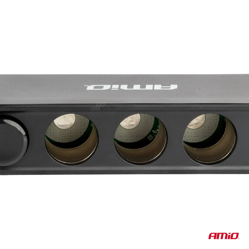 MULTIPRISE ALLUME-CIGARE 3 PRISES + 3 USB-A DONT 1 USB 3.0 + USB-C AVEC VOLTMÈTRE
